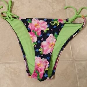Gilly Hicks swim bottoms-M